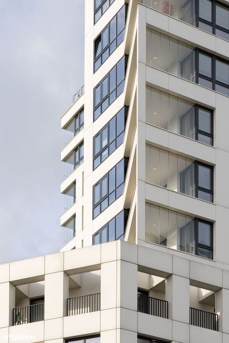 Portova. Apartament - 5 pokoi. Taras i balkon. Widok na morze i port.