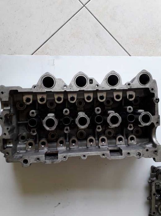 Cabeça de motor PSA