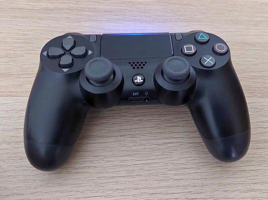 PS4 Slim 1TB +jogos