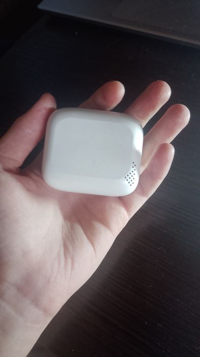 Наушники T100 с экраном 1500 грн