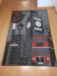 Tapete Londres com 170x120cm como novo