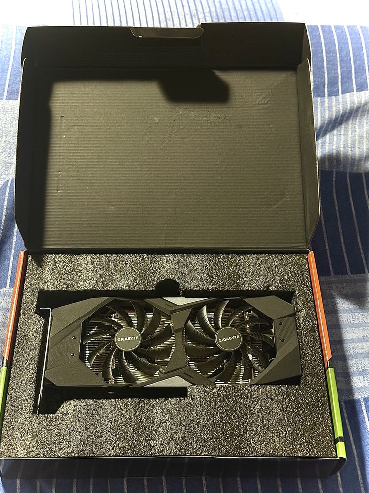 Placa Grafica Gigabyte RTX 2060 Windforce OC 6GB