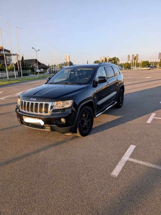 Авто для ЗСУ.  Обмін Jeep Grand Cherokee WK2 на ліворульний пікап .