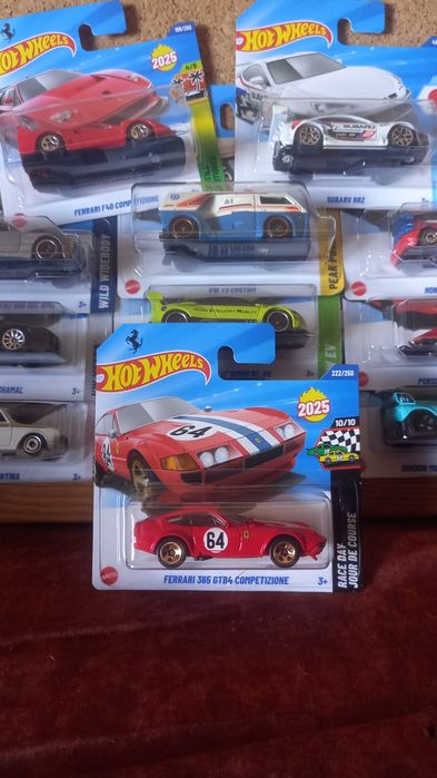 Ferrari 365 gtb4 competizione hot wheels
