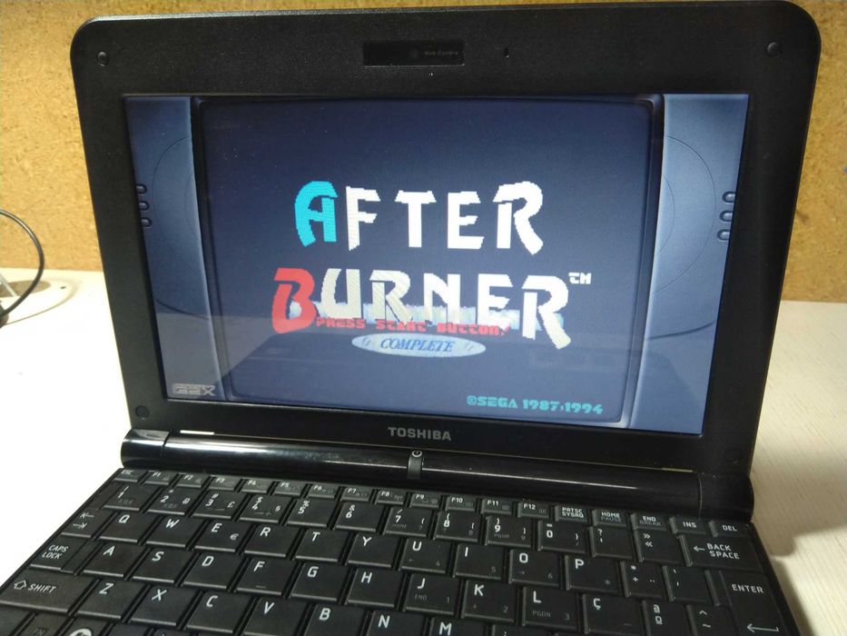 Portatil Toshiba Retro Gaming, com centenas de jogos Classicos