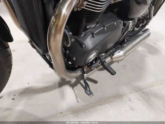 Triumph Motorcycle Bonneville Bobber 2022