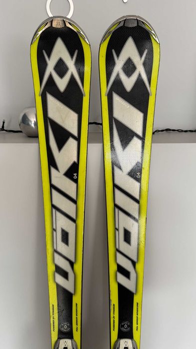 Narty Volkl Racetiger SL dł. 165 cm promień skr. 13,1 m