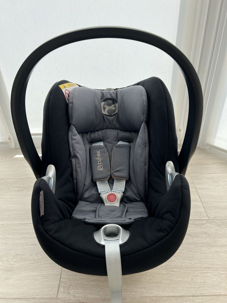 Автокрісло Cybex Aton Q Platinum