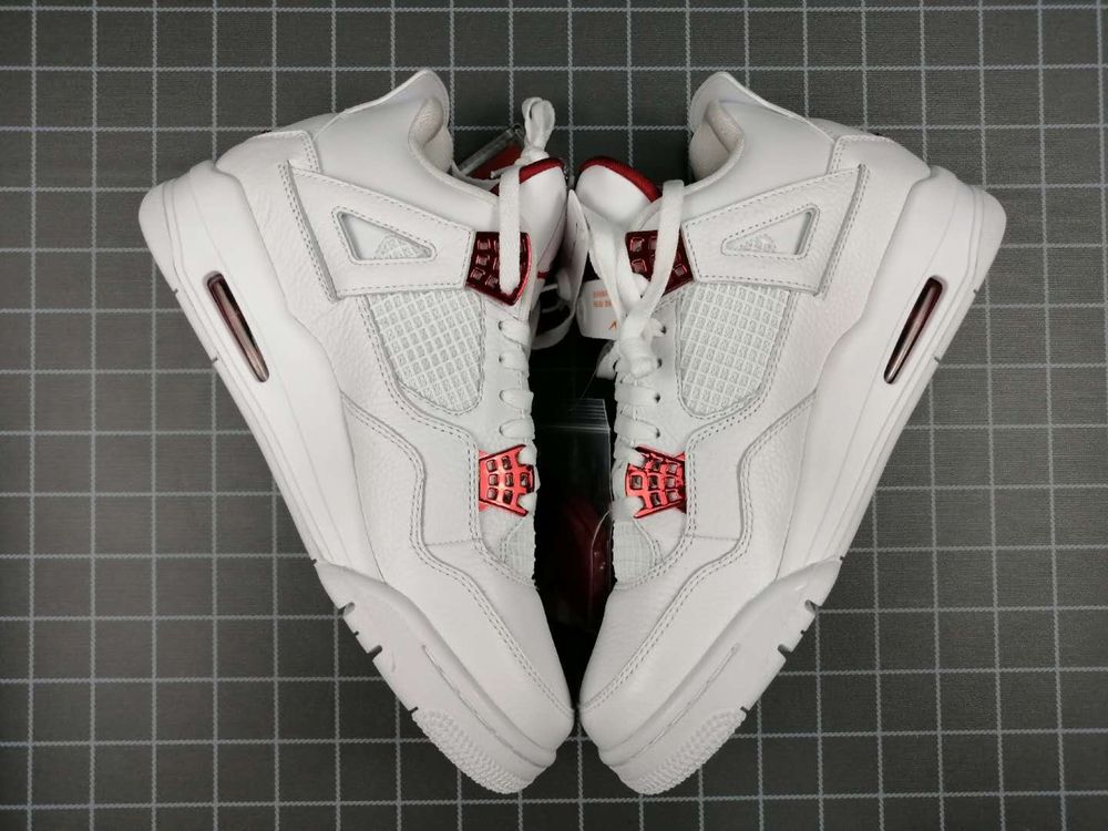 Nike Air Jordan 4 Retro Metalic Red