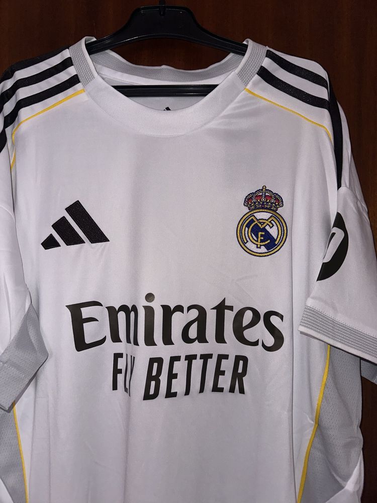 Camisola Real Madrid 2025:26