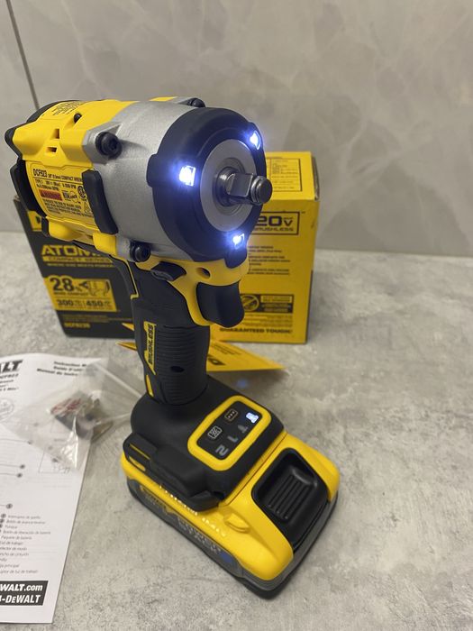 DeWALT DCF921/DCF923 3/8 20Vmax безщітковий гайковерт привезено з США