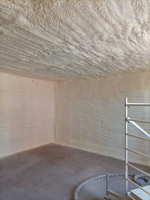 Ocieplenie poddasza i domu Izolacje Natryskowe Piana Pur