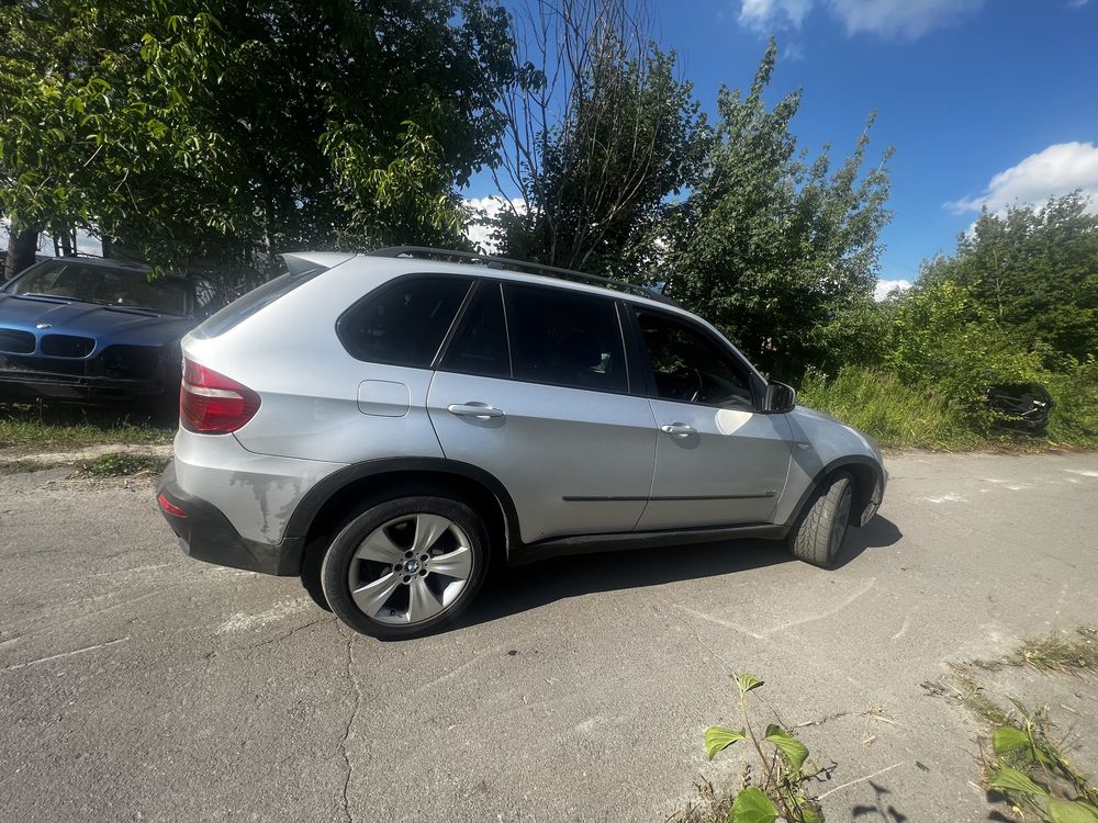 Двері БМВ E53 E70 X5 дверка бампер капот BMW Х5 дверь двери