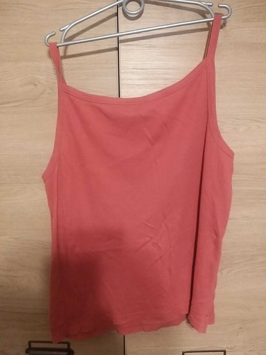 Bluzka na ramiączkach