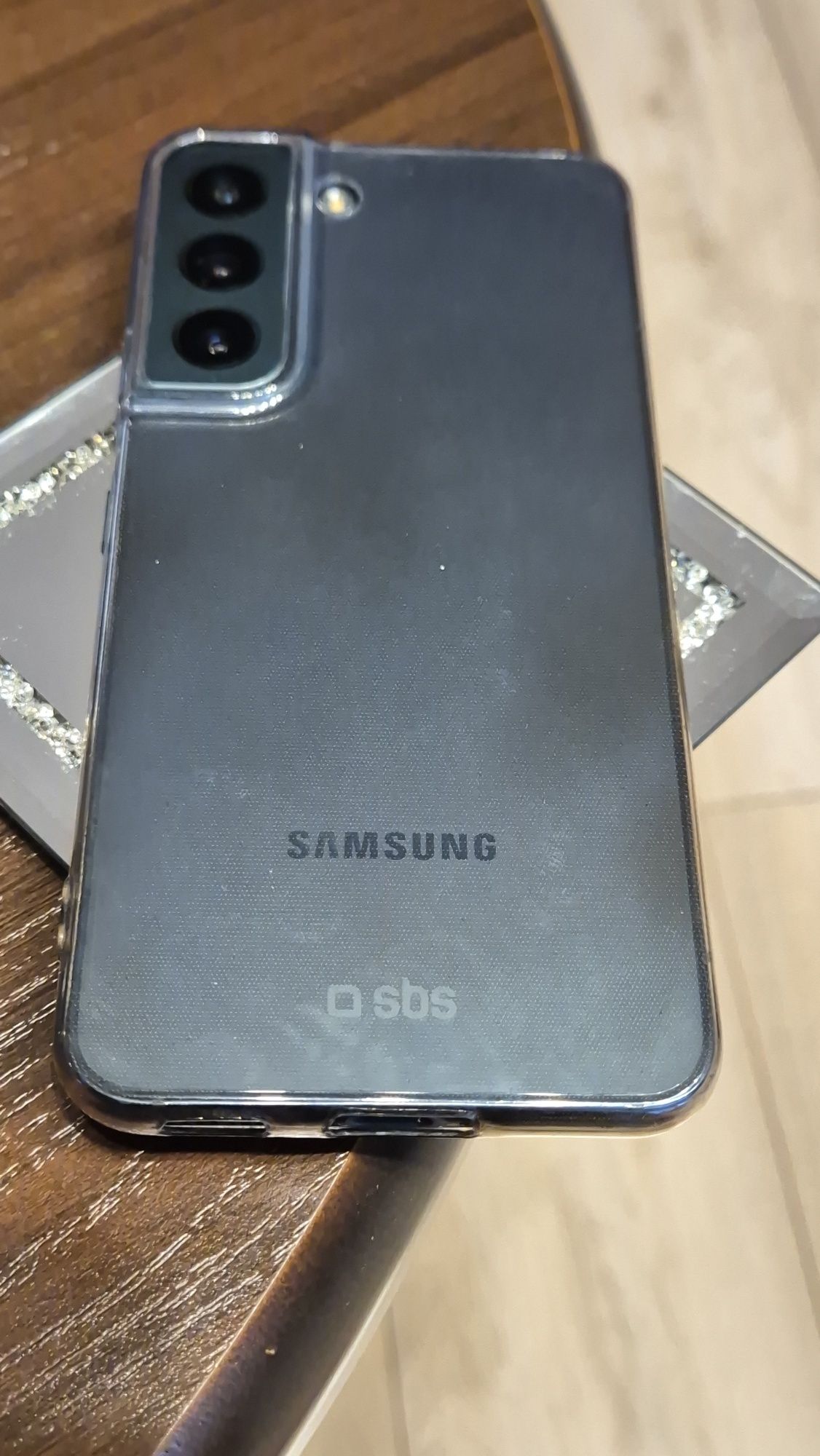 Samsung S22  5G   8 /256
