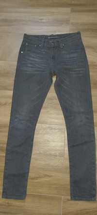 Jeansy 26 Levis Skinny fit