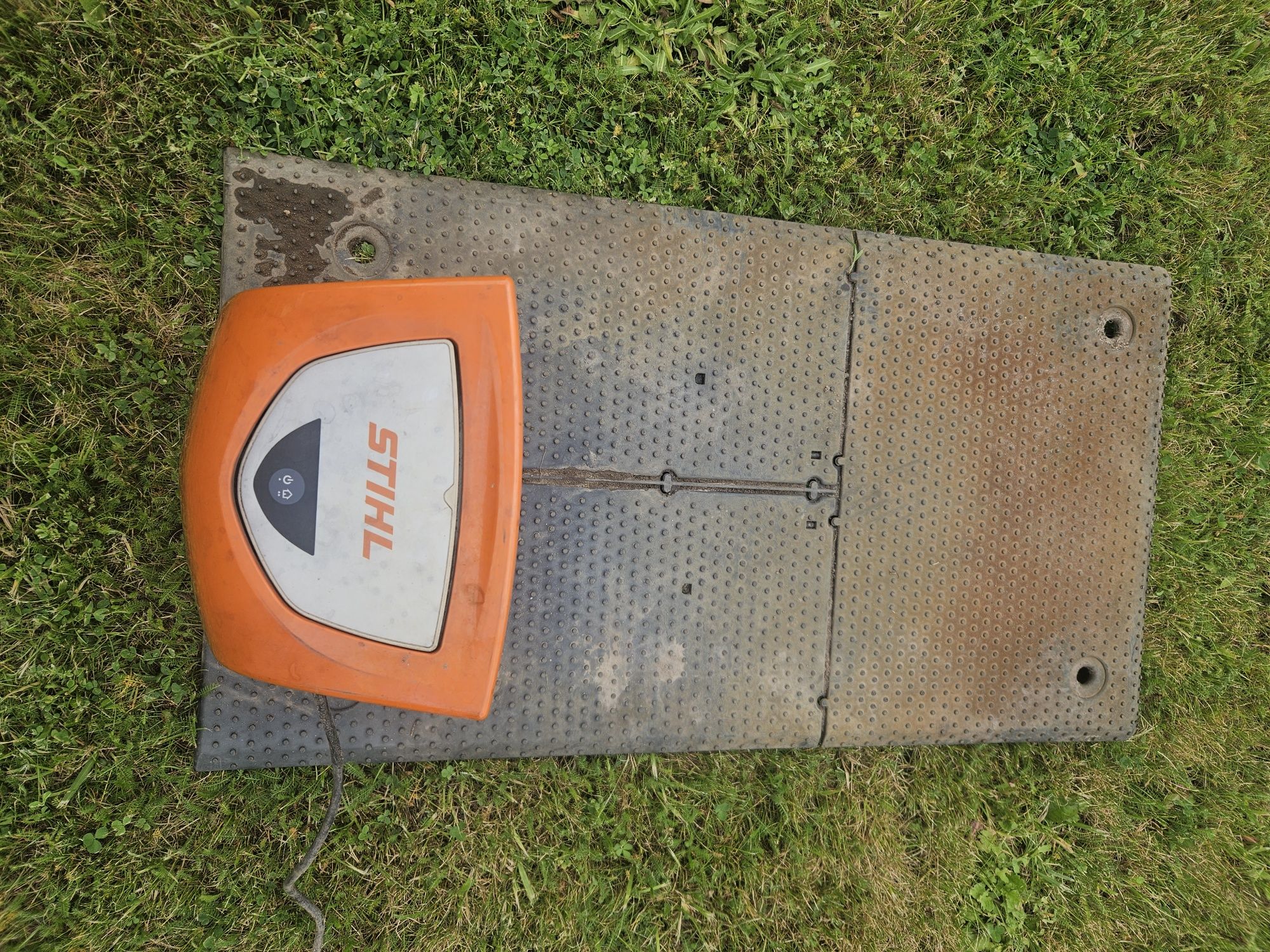 Robot koszący STIHL RMI 422P