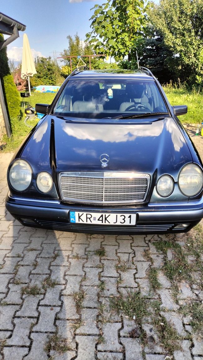 Mercedes W210 4Matic 2.8 LPG zadbany