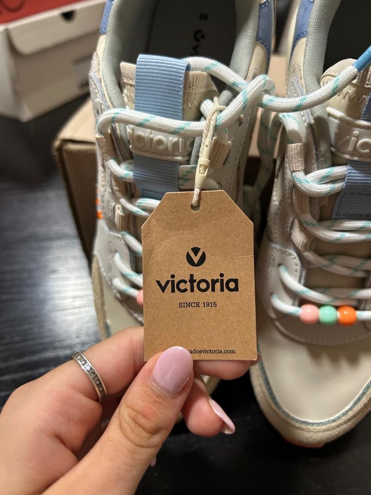 Tenis Victoria Since 1915