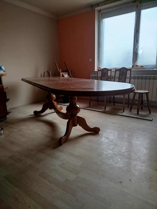 Stół rozkładany + 9 krzeseł (odbiór własny)