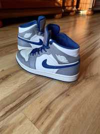 Nike Air Jordan 1