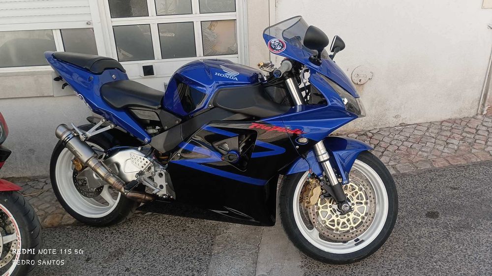 Vendo ou troco Honda 954