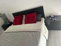 Cama casal preta