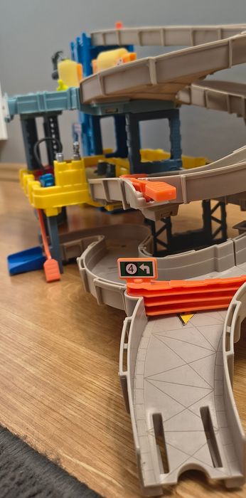 MATCHBOX 4-Poziomowy Garaż