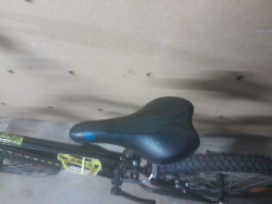 Disponível bike de criança