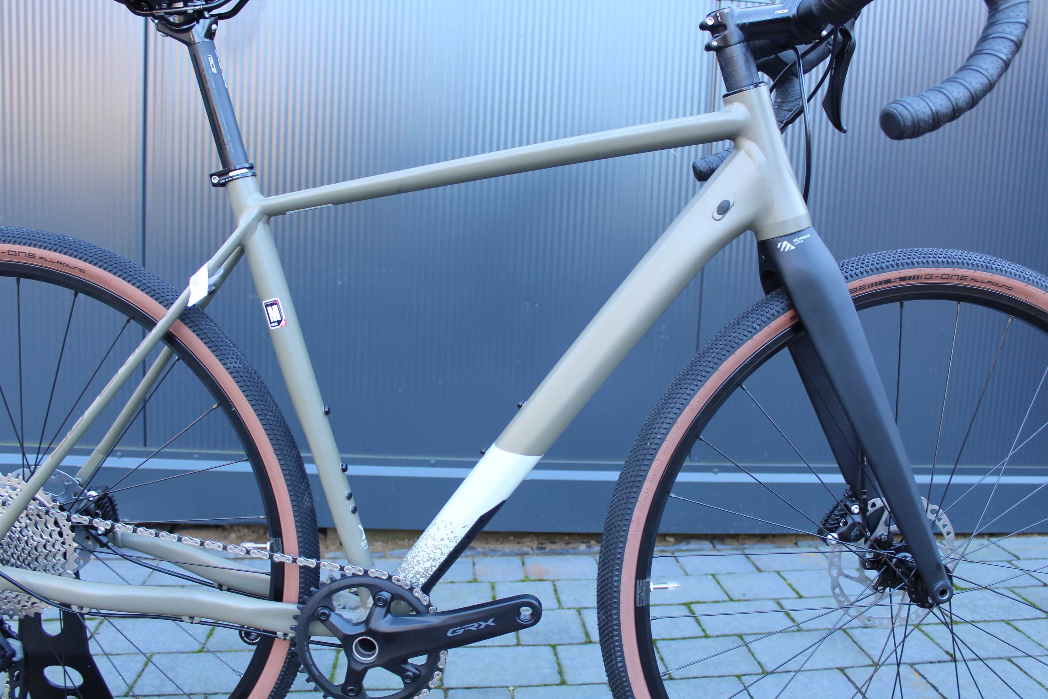 NOWY! Rower gravel GRX RX812. Superior X-ROAD Elite.