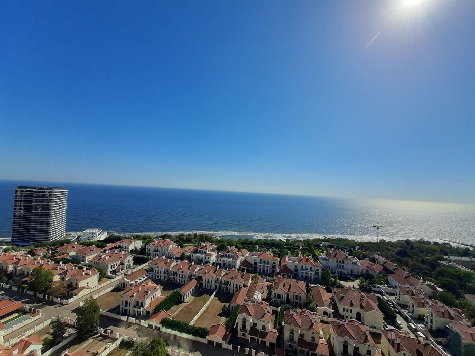 Аркадия,свет не отключают,Французский бульвр,паркинг,вид моря,подобово