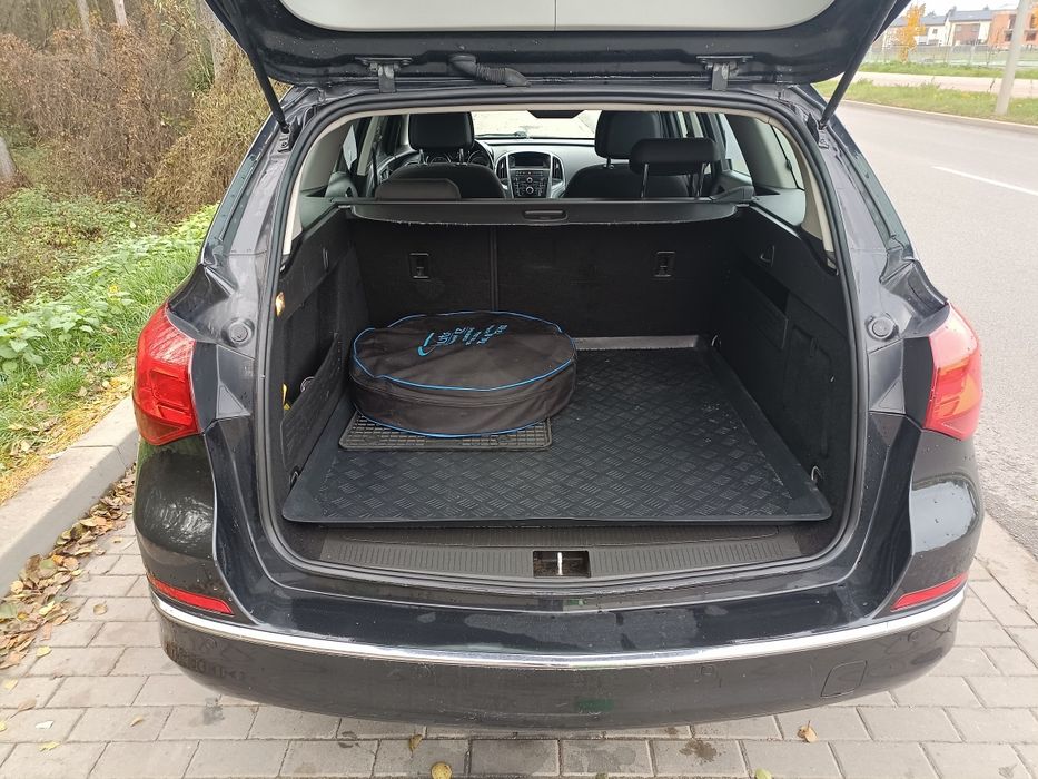 Opel astra j 1.4 120KM 2012r Benz +lpg