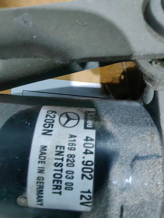 Motor/Estrutura Limpa para-brisas Mercedes Classe A W169 820.03.00