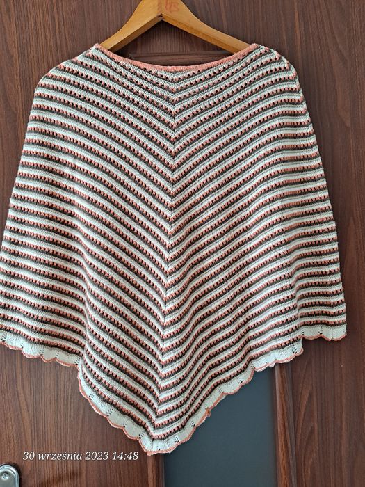 Sprzedam ponczo  r uniwersalny