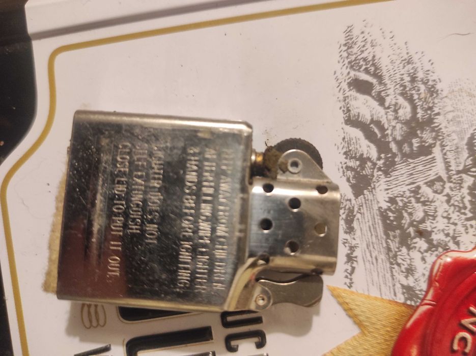 Зажигалка ZIPPO volf