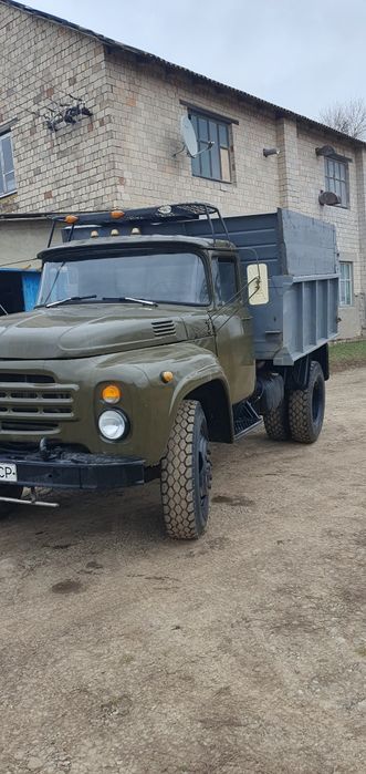 Продам зіл 130 в гарному стані.