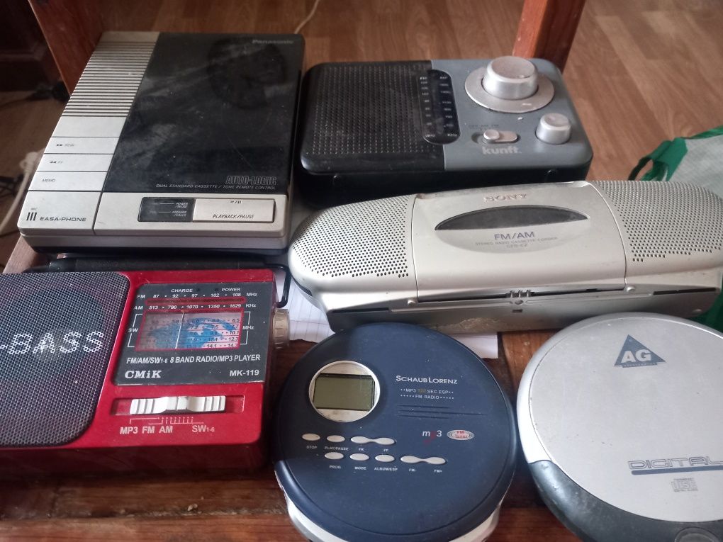 Lote radios, leitores, cd, cassetes