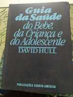 livro Guia da Saúde do Bebé, da Criança e do Adolescente