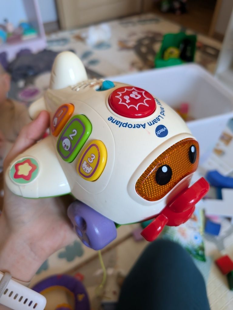 Zabawka interaktywna VTech Play and Learn Aeroplane samolot - w języku