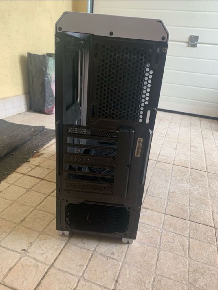 Caixa de computador gaymer