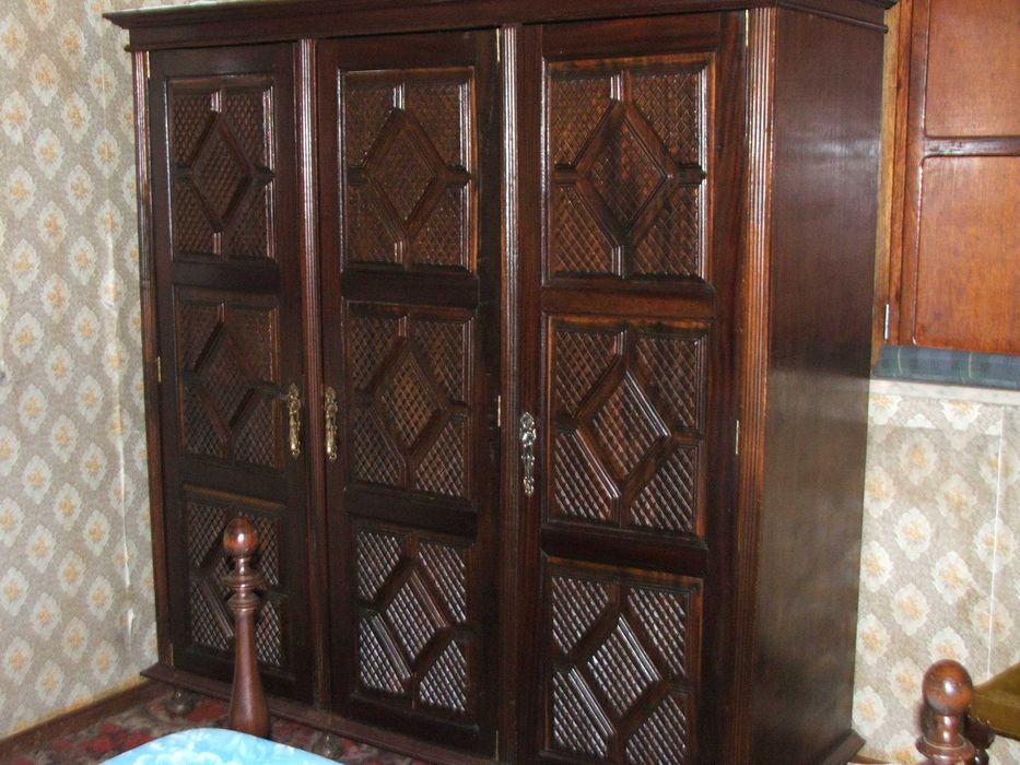 Mobilia de quarto (antiga)