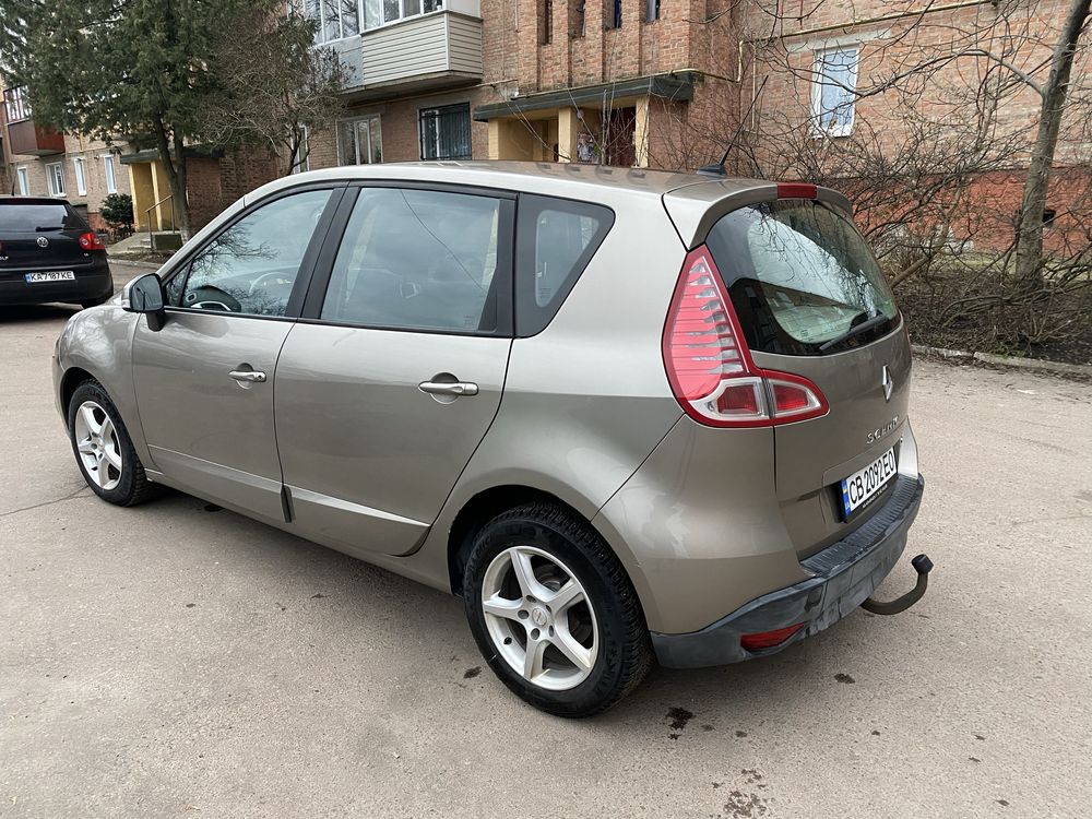 Renault Scenic 3 срочно