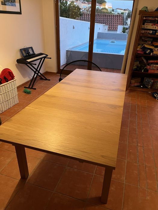 Mesa de refeições extensivel