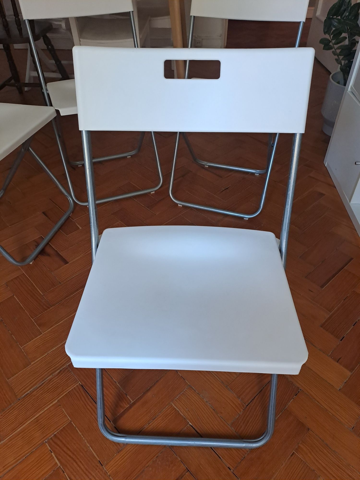 Conjunto de 4 Cadeiras de Plástico IKEA