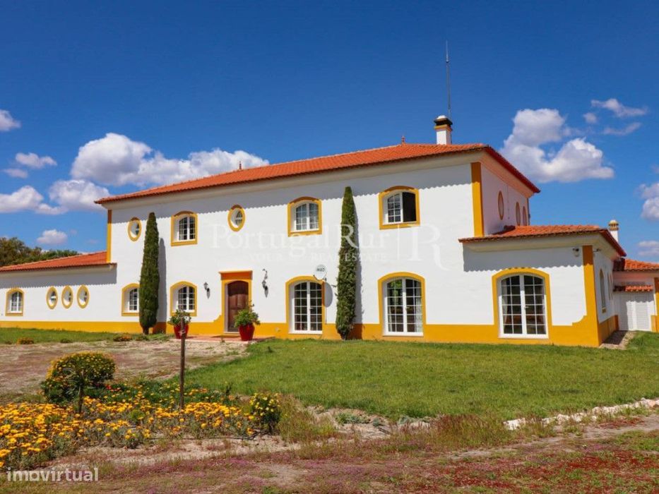 Excelente quinta de 3,95ha com 2 casas