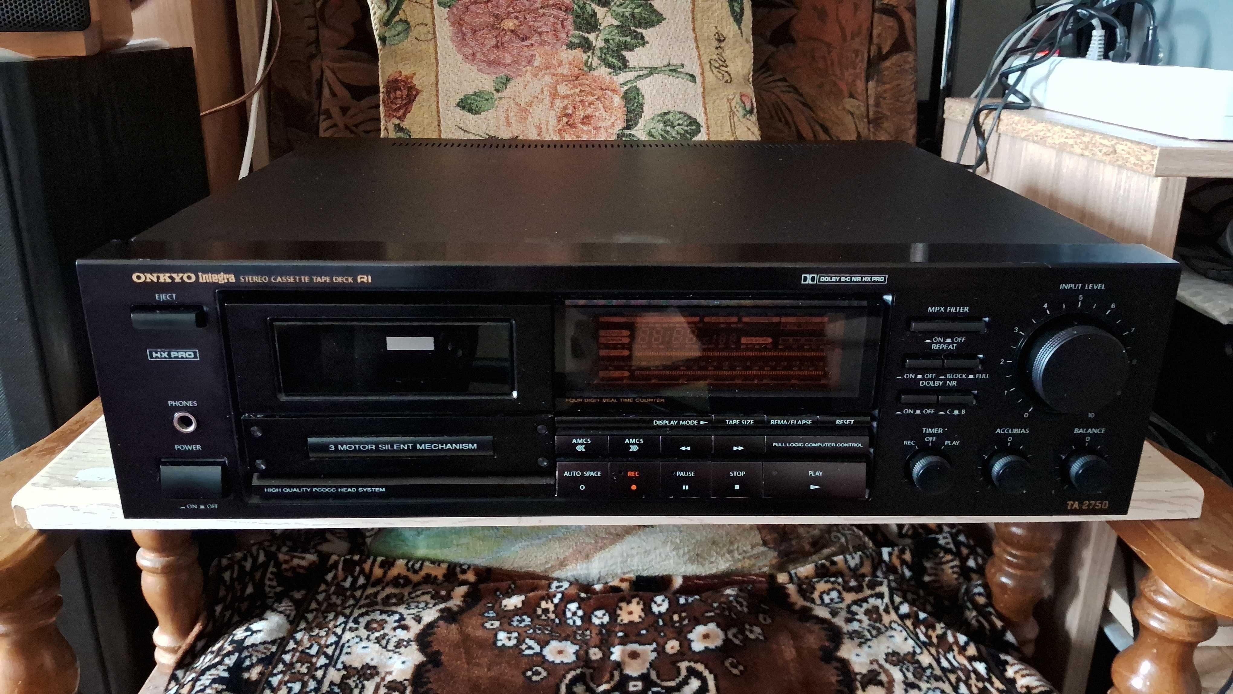 Касетна Дека Onkyo Integra TA-2750, Made in Japan.