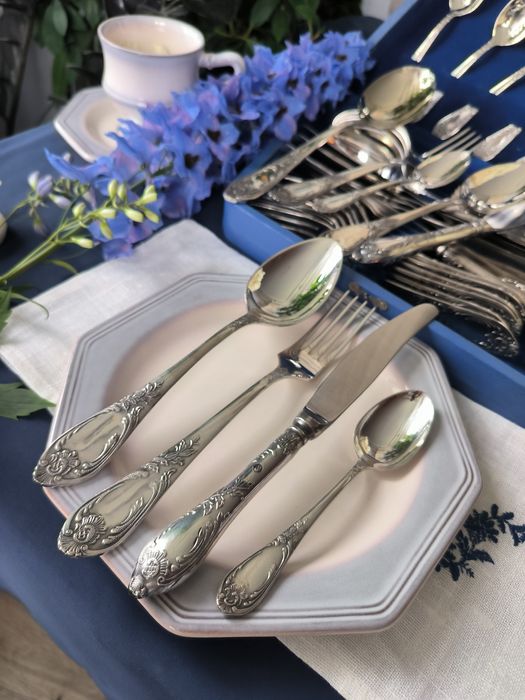 Мельхиор покрытие серебро столовые приборы Classic 6песон 24 прибора