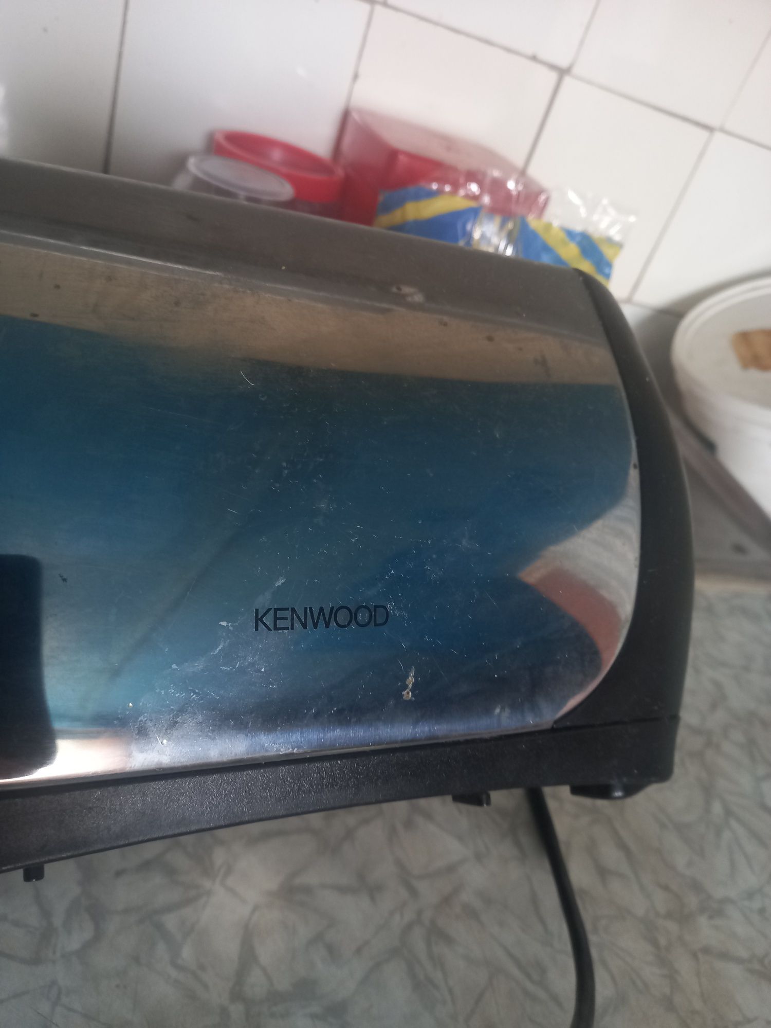 Тостер Kenwood продам.