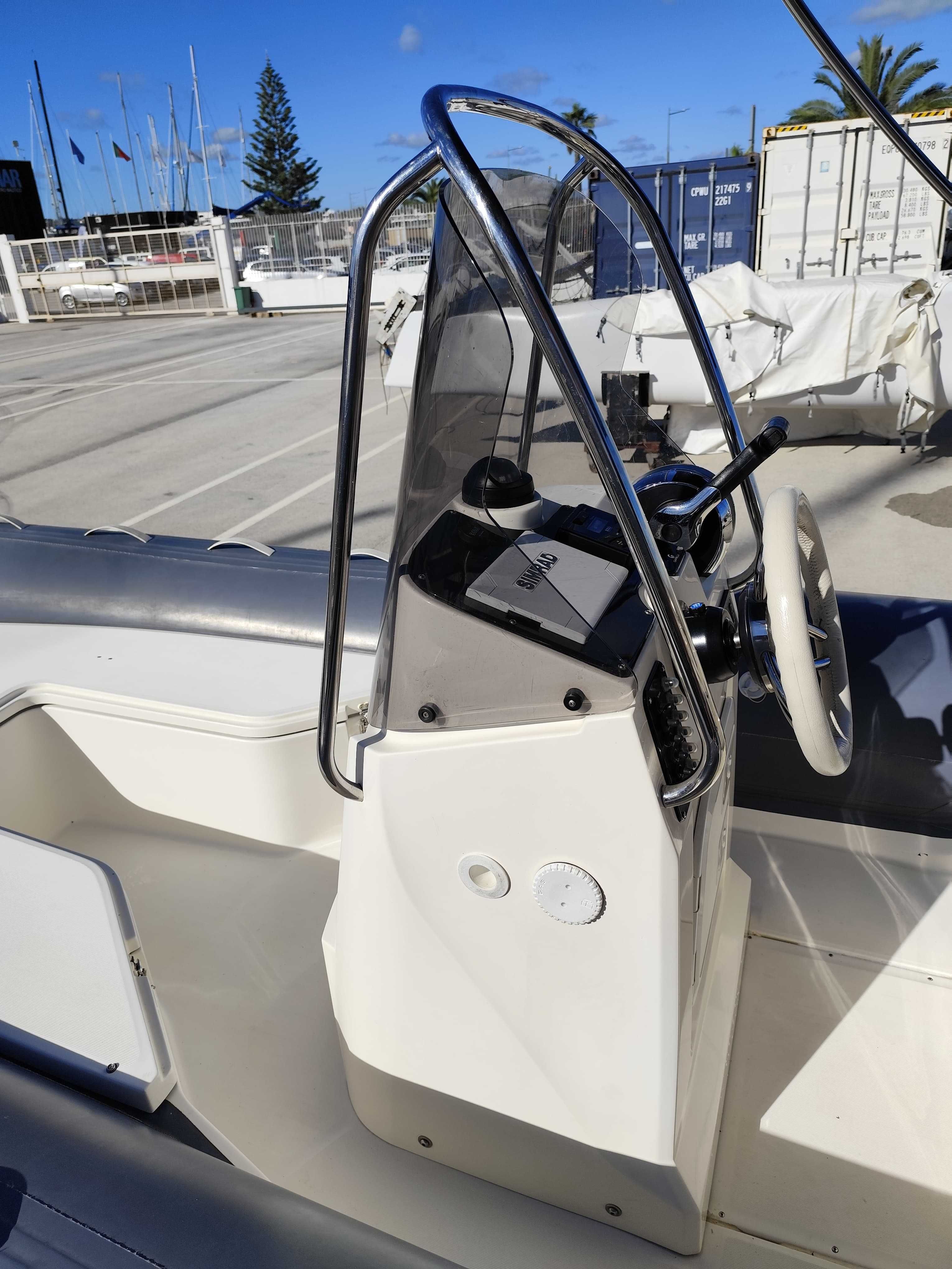 Semi-rígido recreio hydrosport RIB CAPELLI TEMPEST 600 + MERCURY 115HP