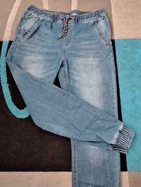 Spodnie jeansowe jogger CROPP roz. 36/34